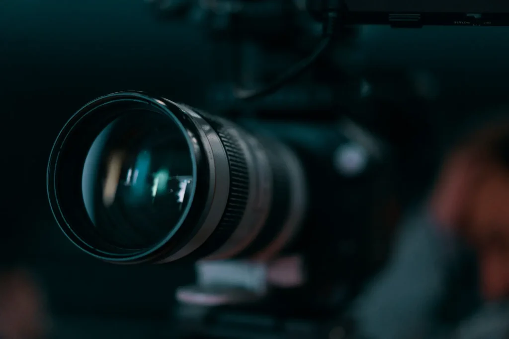 Obiektyw kamery filmowej z bliska